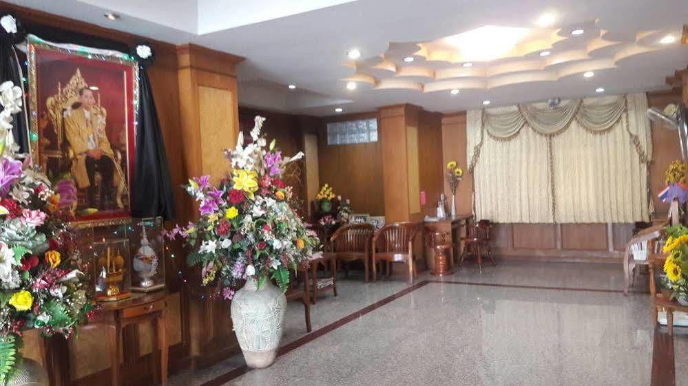 Veerasuda Condotel Ratchaburi Dış mekan fotoğraf